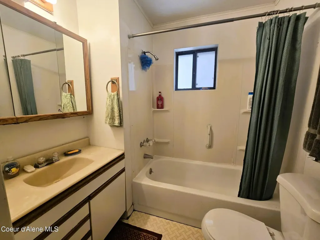 116 E Street Smelterville ID 83868
