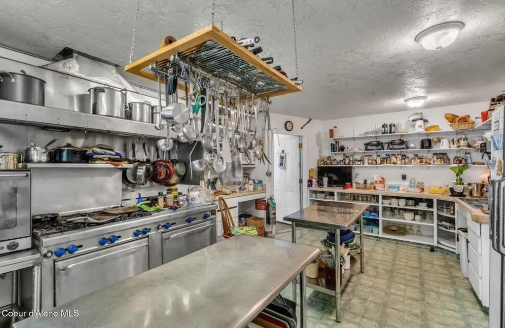 30400 S Sunray Trail Worley ID 83876