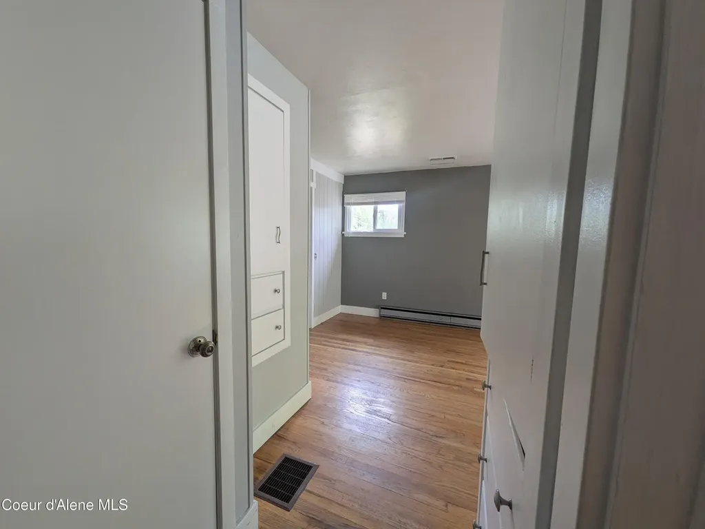 908 S Division Street Kellogg ID 83837