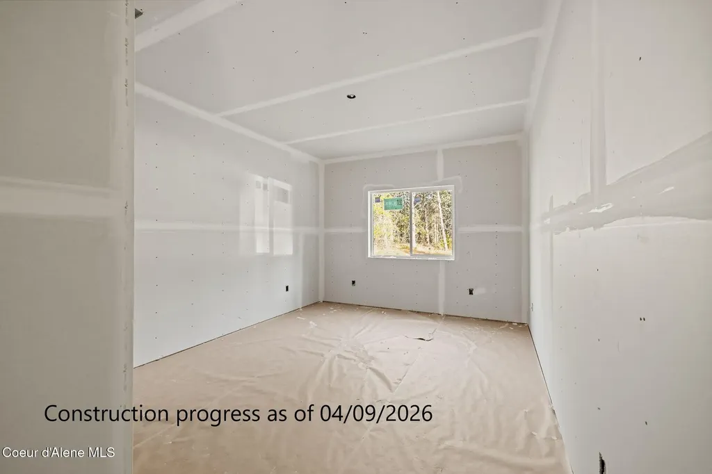 7741 E Howard Road Athol ID 83801