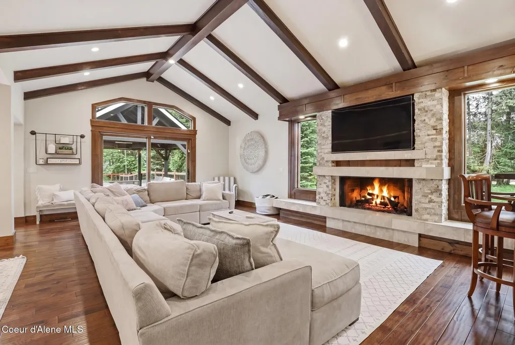1510 E Pebblestone Court Hayden ID 83835