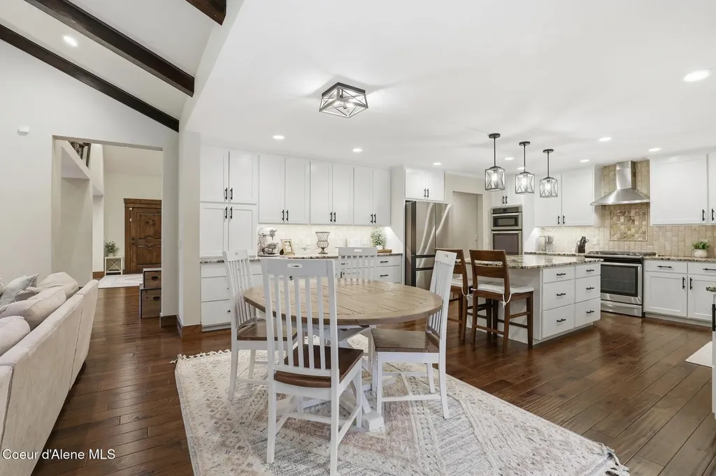 1510 E Pebblestone Court Hayden ID 83835