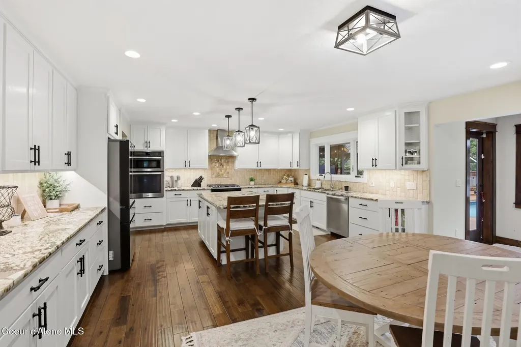 1510 E Pebblestone Court Hayden ID 83835