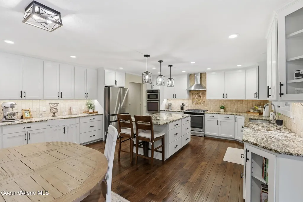 1510 E Pebblestone Court Hayden ID 83835