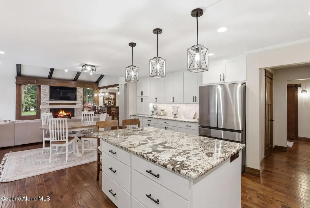 1510 E Pebblestone Court Hayden ID 83835