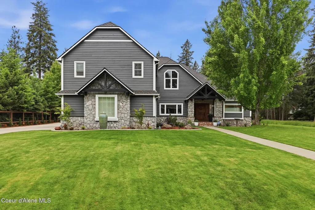 1510 E Pebblestone Court Hayden ID 83835