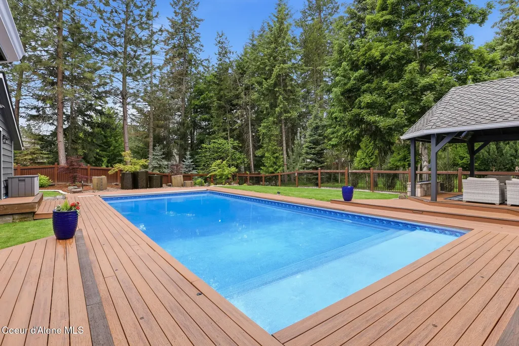 1510 E Pebblestone Court Hayden ID 83835