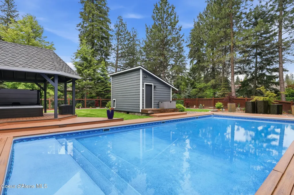 1510 E Pebblestone Court Hayden ID 83835