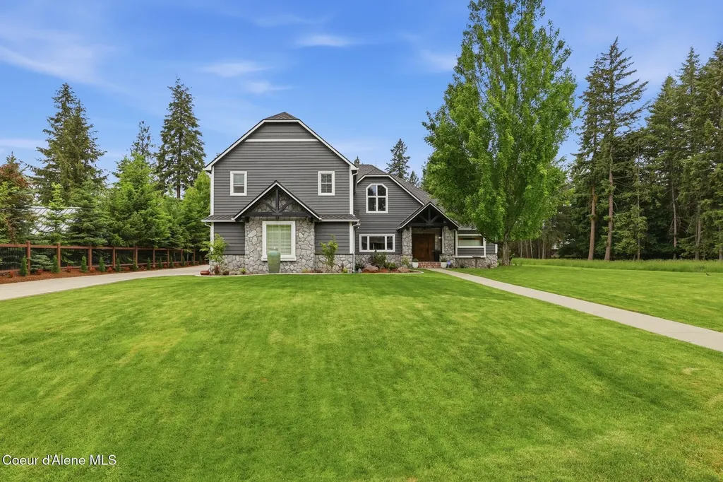 1510 E Pebblestone Court Hayden ID 83835