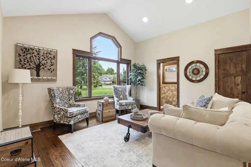 1510 E Pebblestone Court Hayden ID 83835