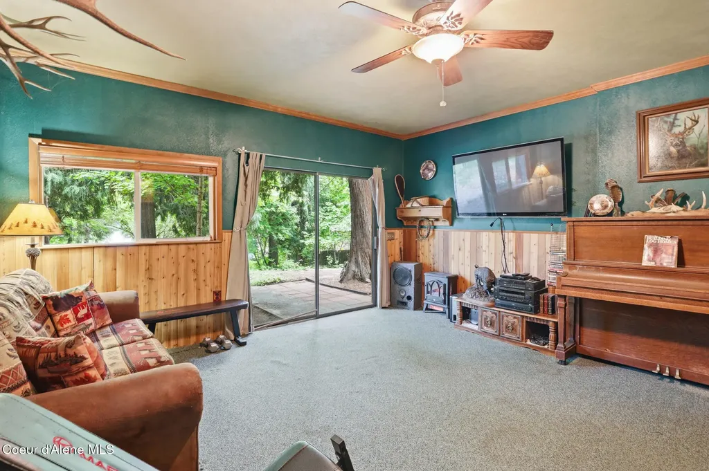 8993 W Twin Lakes Road Rathdrum ID 83858
