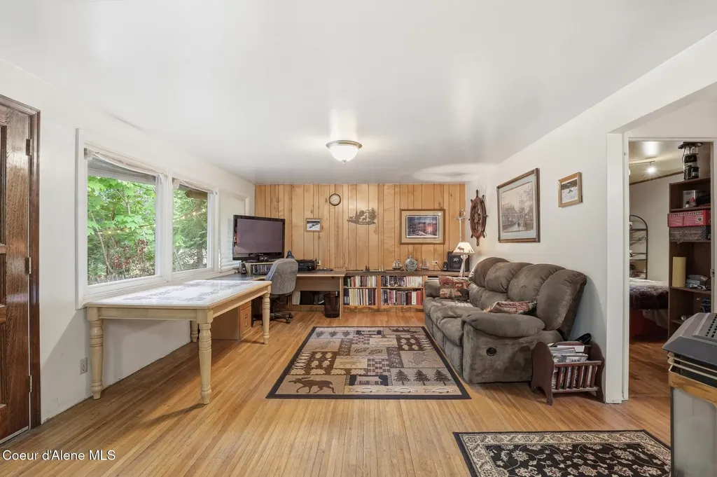 8993 W Twin Lakes Road Rathdrum ID 83858