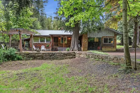 8993 W Twin Lakes Road Rathdrum ID 83858