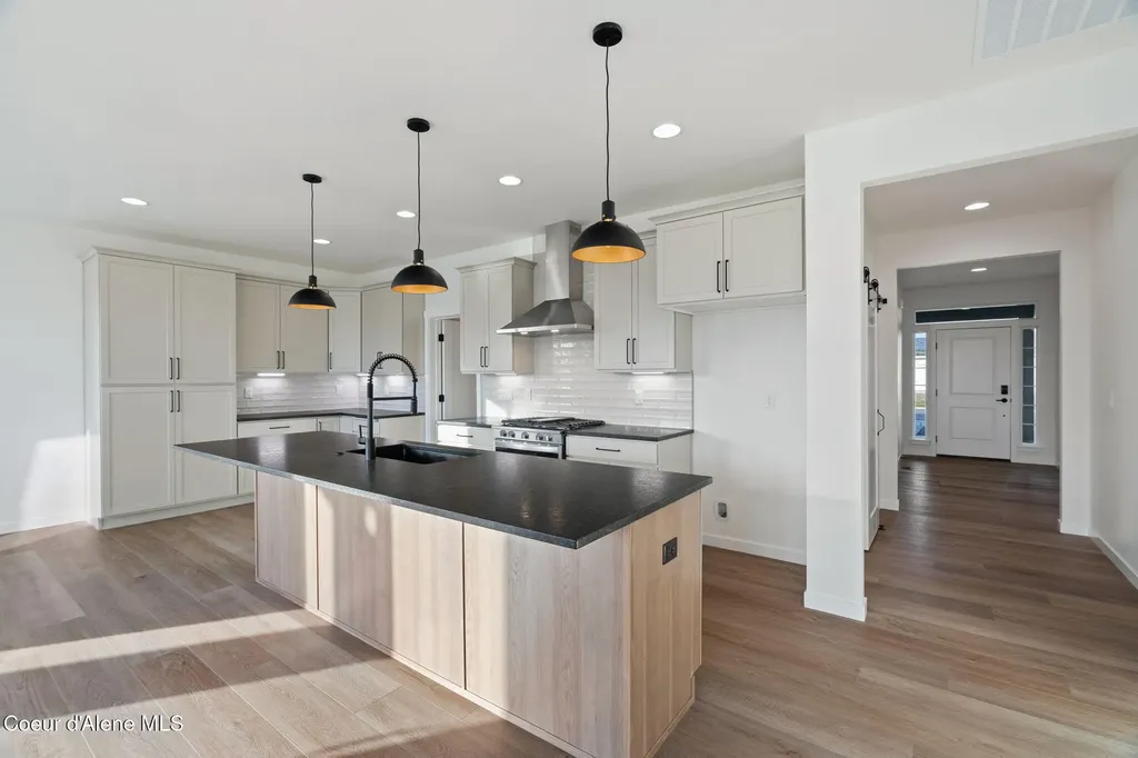 1092 E Walton Court Post Falls ID 83854