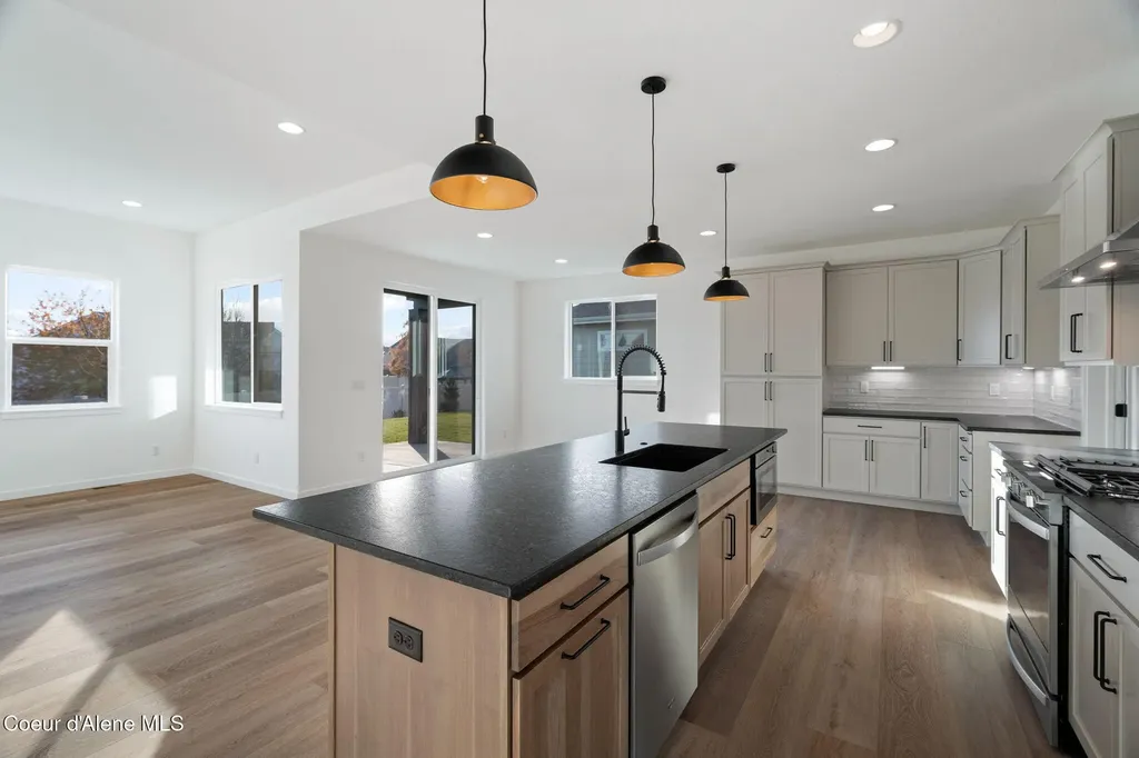 1092 E Walton Court Post Falls ID 83854