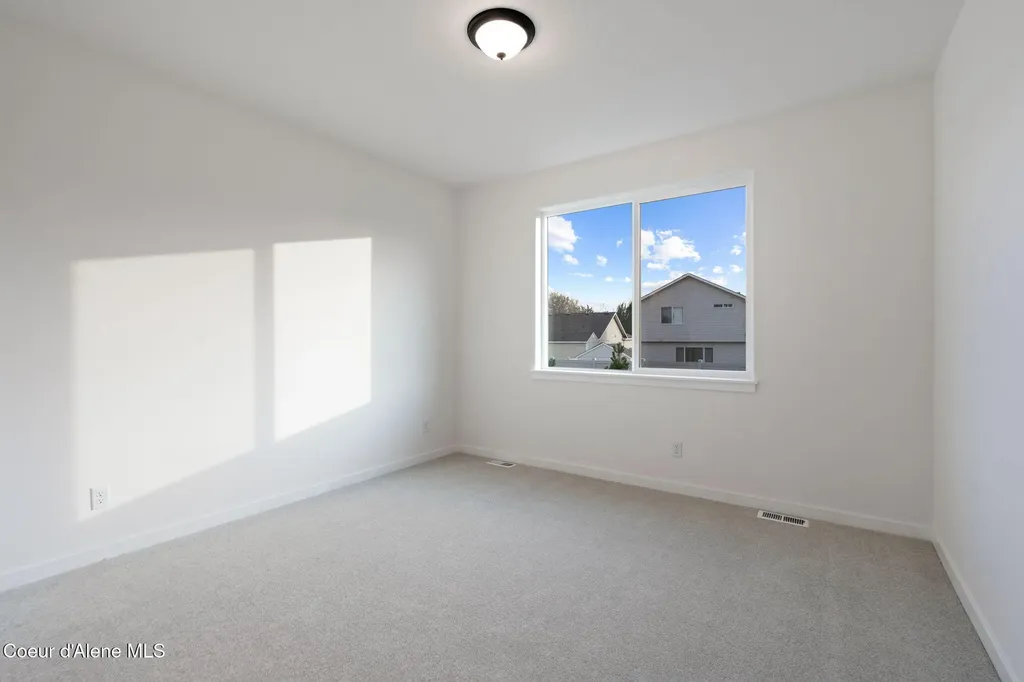 1092 E Walton Court Post Falls ID 83854