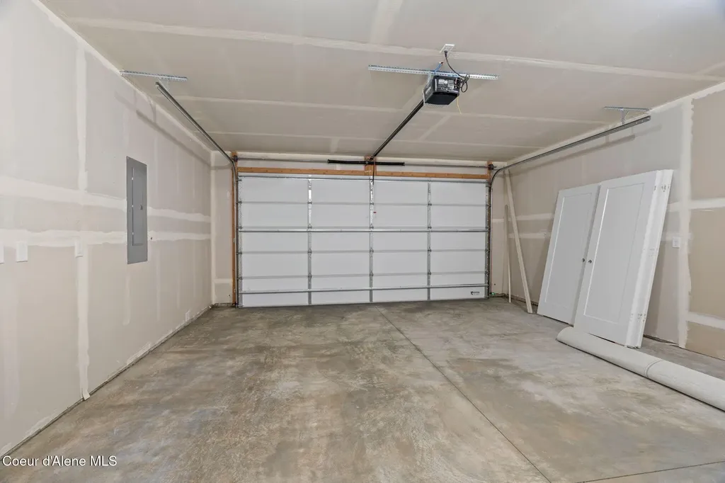 1092 E Walton Court Post Falls ID 83854