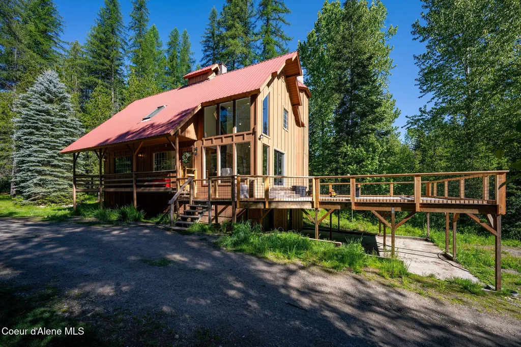 6045 Upper Pack River Road Sandpoint ID 83864