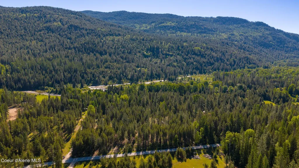 6045 Upper Pack River Road Sandpoint ID 83864