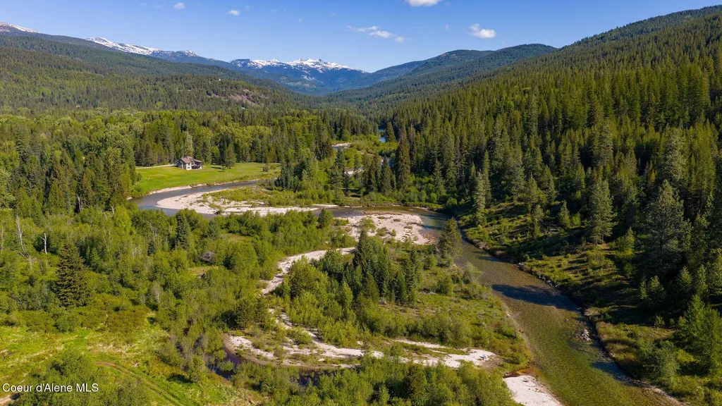 6045 Upper Pack River Road Sandpoint ID 83864