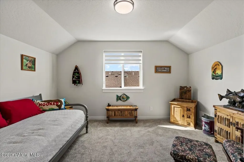 12932 N Genesis Boulevard Hayden ID 83835