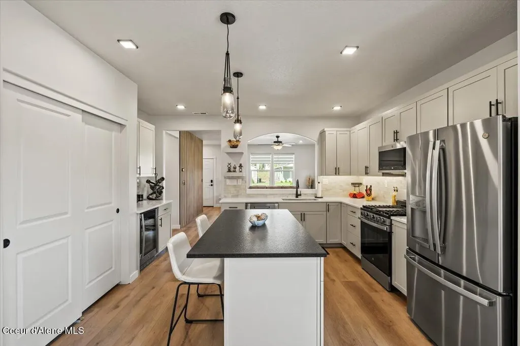 12932 N Genesis Boulevard Hayden ID 83835