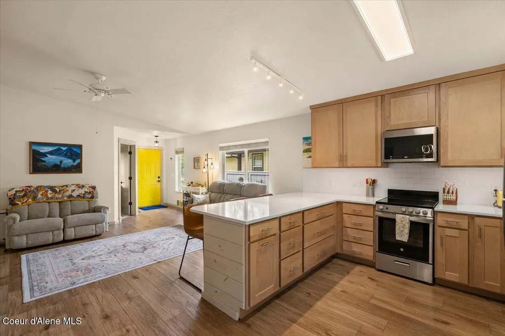 207 S Harbor Park Court Post Falls ID 83854