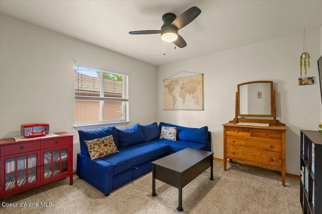 207 S Harbor Park Court Post Falls ID 83854
