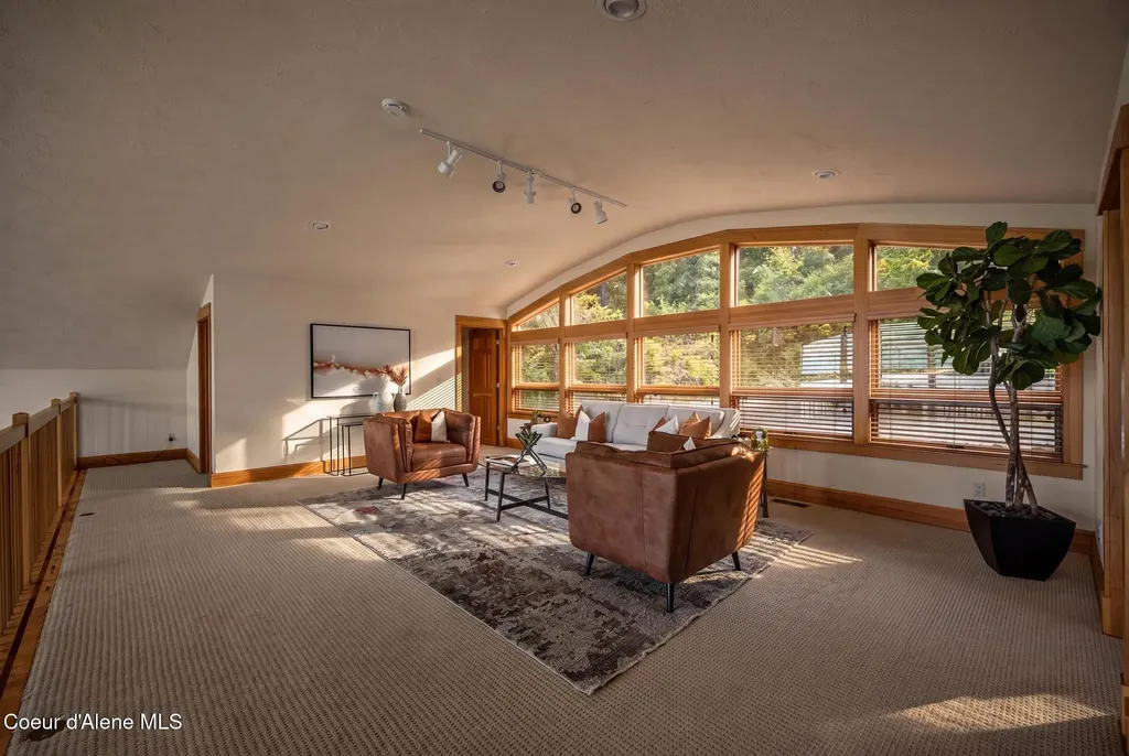 3361 Bottle Bay Road Sagle ID 83860
