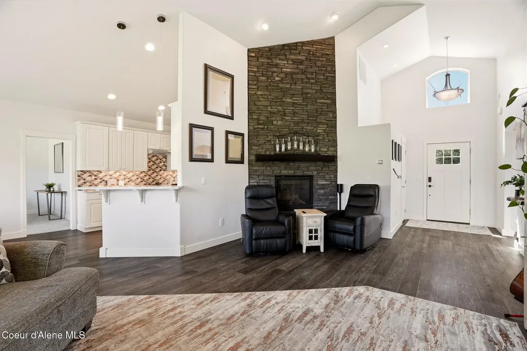 147 Ironwood Drive Blanchard ID 83804