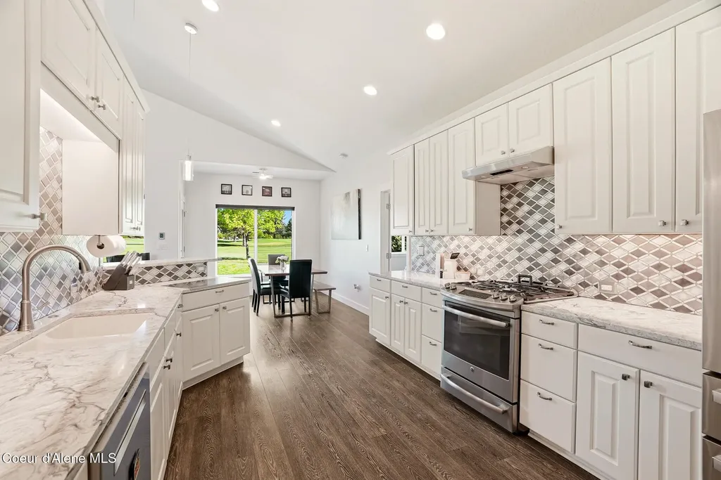 147 Ironwood Drive Blanchard ID 83804