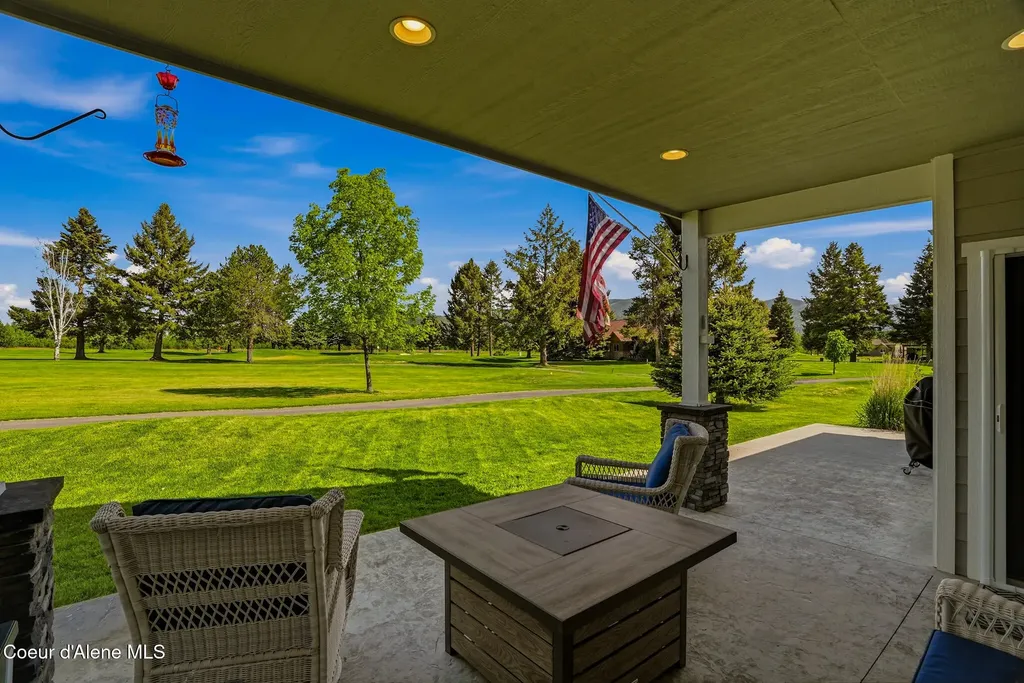 147 Ironwood Drive Blanchard ID 83804