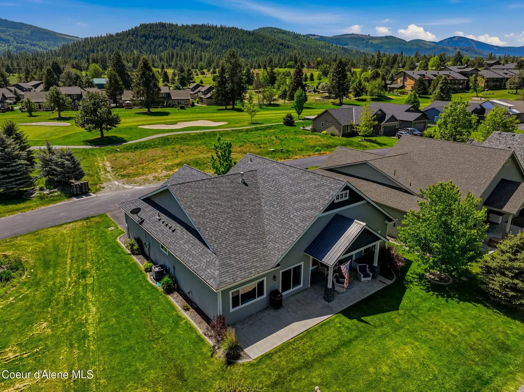 147 Ironwood Drive Blanchard ID 83804