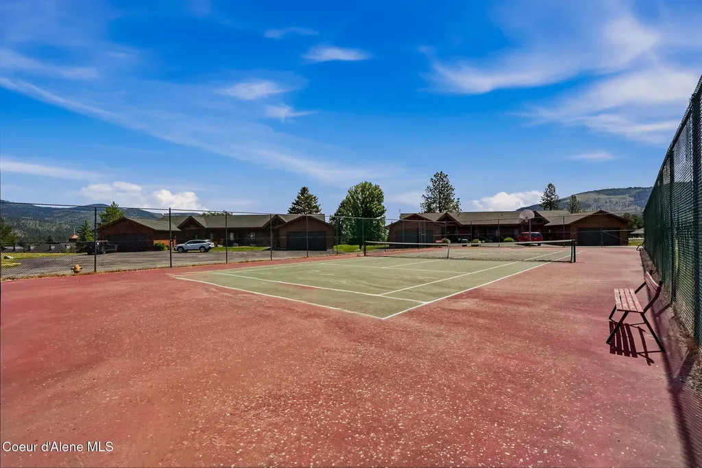 147 Ironwood Drive Blanchard ID 83804