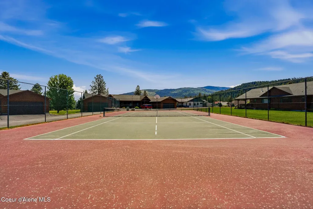 147 Ironwood Drive Blanchard ID 83804