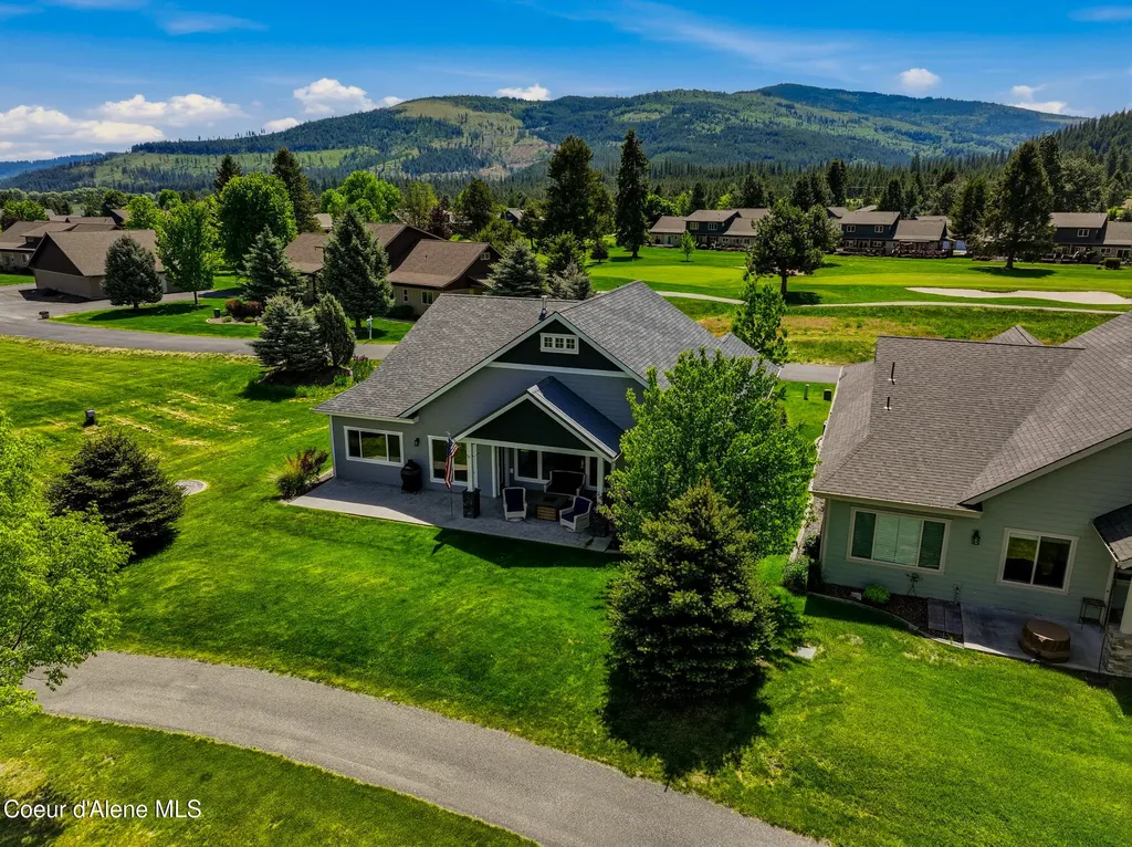 147 Ironwood Drive Blanchard ID 83804