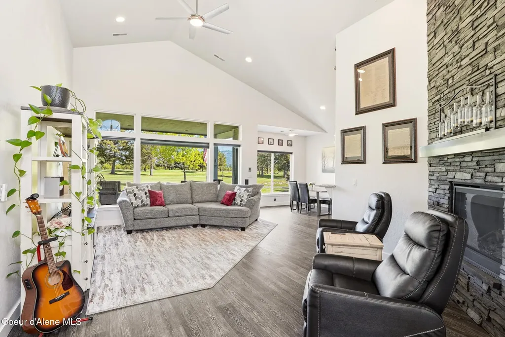 147 Ironwood Drive Blanchard ID 83804