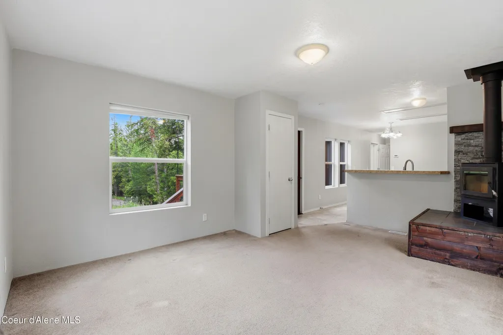 260 Fry Creek Road Sagle ID 83860