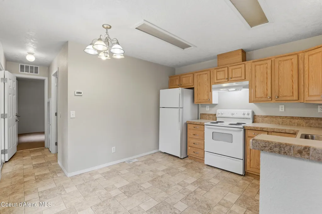 260 Fry Creek Road Sagle ID 83860