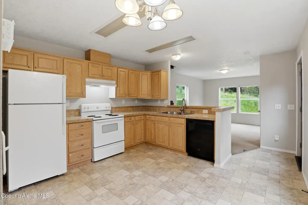 260 Fry Creek Road Sagle ID 83860