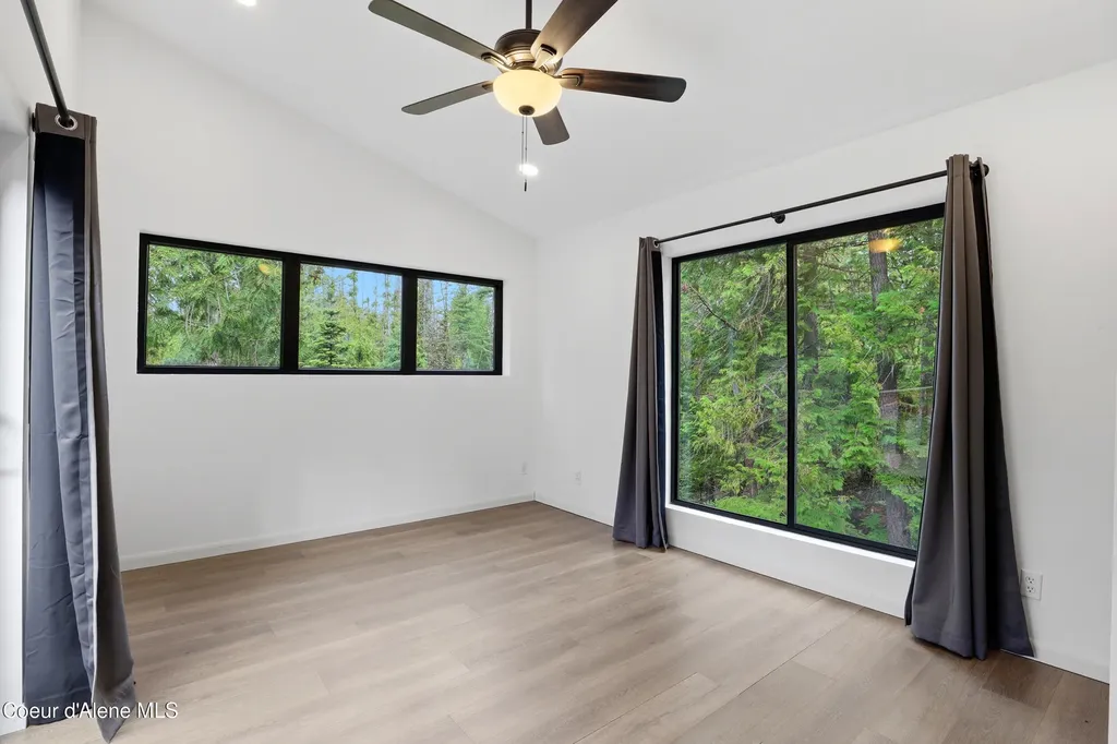 260 Fry Creek Road Sagle ID 83860