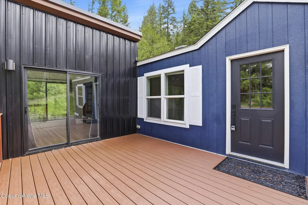 260 Fry Creek Road Sagle ID 83860