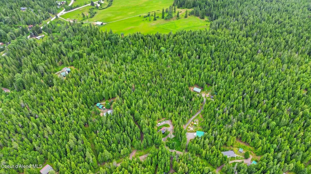 260 Fry Creek Road Sagle ID 83860