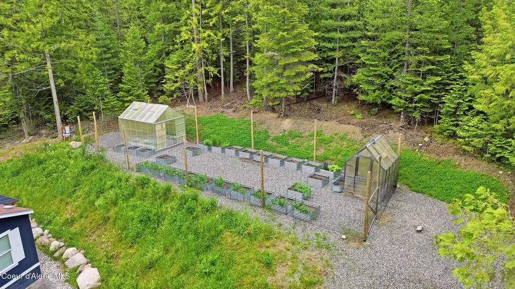 260 Fry Creek Road Sagle ID 83860