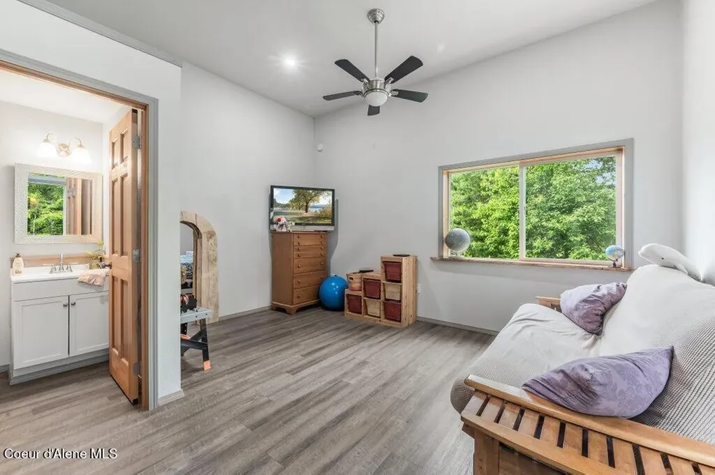 134 Dunn Creek Road Sandpoint ID 83864