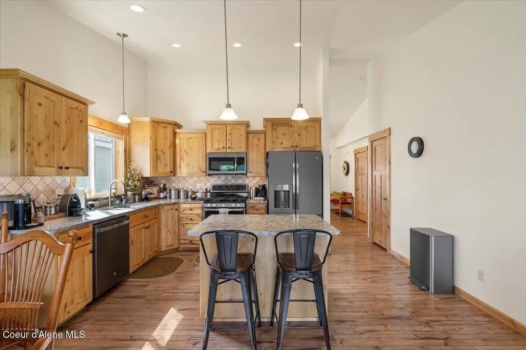 7881 W Kayak Court Rathdrum ID 83858