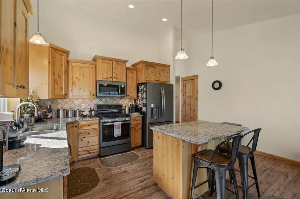 7881 W Kayak Court Rathdrum ID 83858
