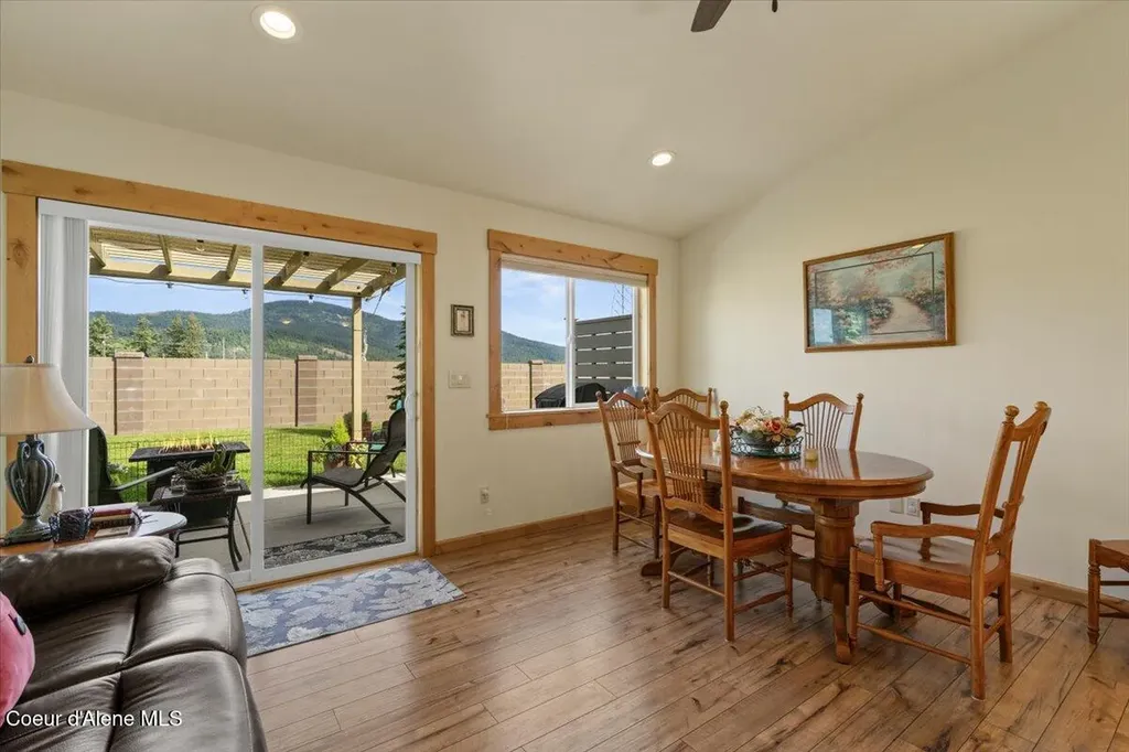 7881 W Kayak Court Rathdrum ID 83858