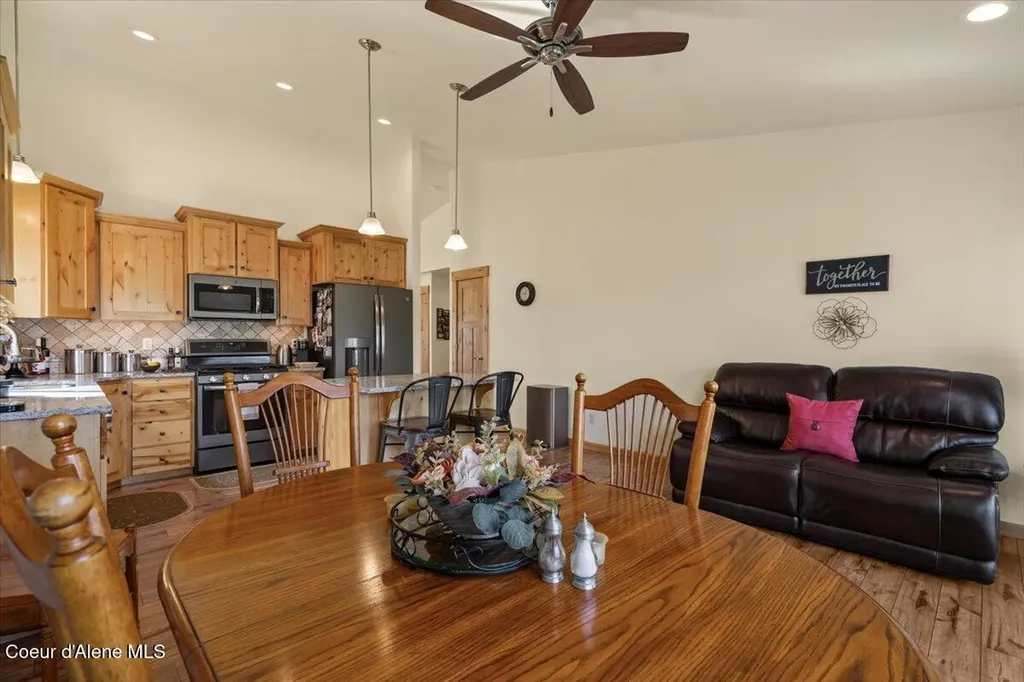 7881 W Kayak Court Rathdrum ID 83858