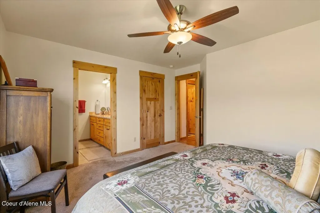 7881 W Kayak Court Rathdrum ID 83858